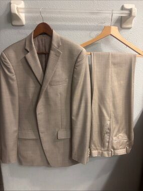 Apt. 9 Men's Two-Piece Suit - Beige